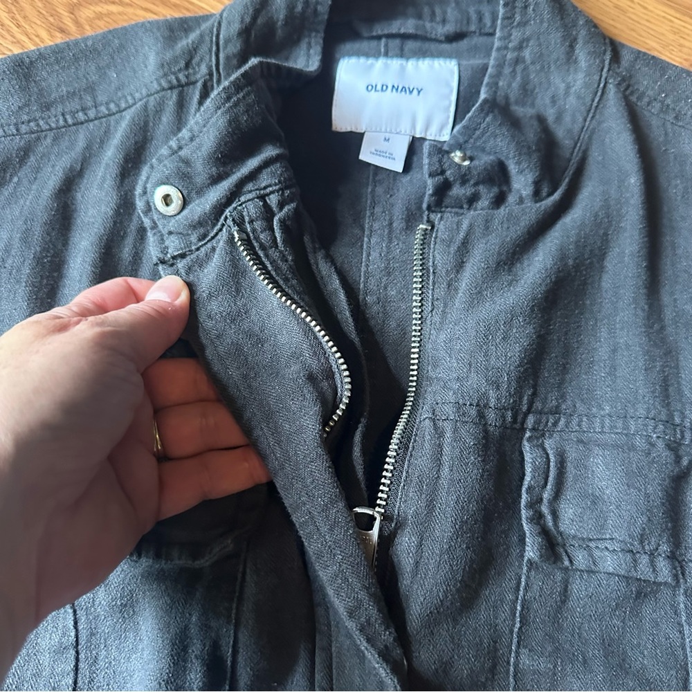 Old Navy Utility Jacket in Dark Gray - Picture 3 of 7